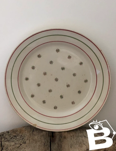 Assiette plate rétro vintage