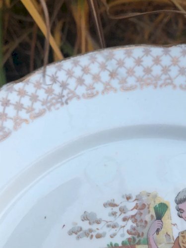 Assiette plate rétro vintage