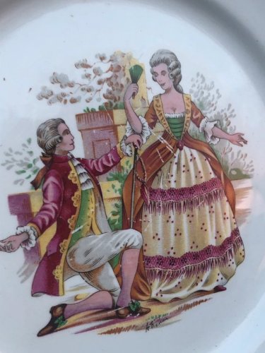 Assiette plate rétro vintage