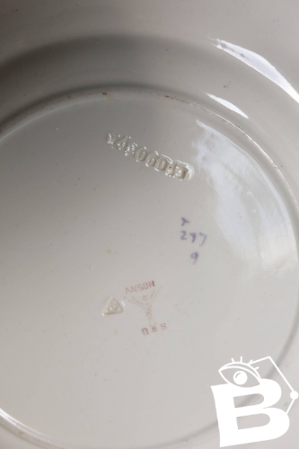 Assiette plate vintage terre de fer polychrome Bisto England - Modèle Anson