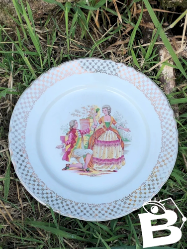 Assiette plate vintage
