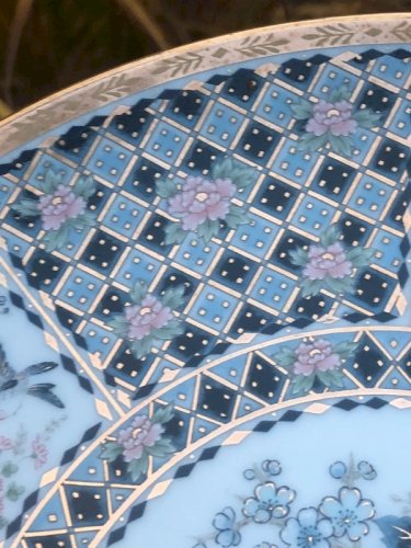 Assiette rétro vintage en porcelaine motifs fleurs et oiseaux