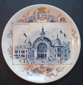 Assiette Sarreguemines Exposition Universelle 1900: Palais de l'Education