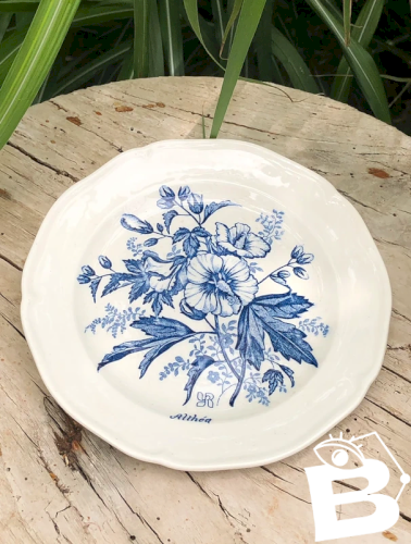 Assiette vintage en faïence de GIEN motifs fleurs bleues