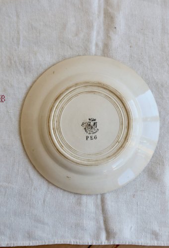 Assiette vintage terre de fer saint amandinoise saint amand modèle peg