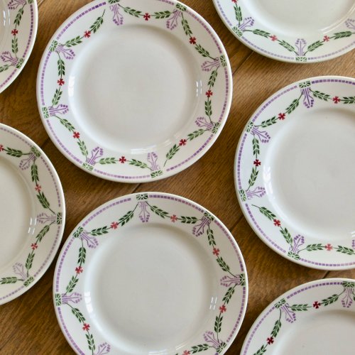 Assiettes à dessert de 1920 Emile Bourgeois Drouot Paris Noël