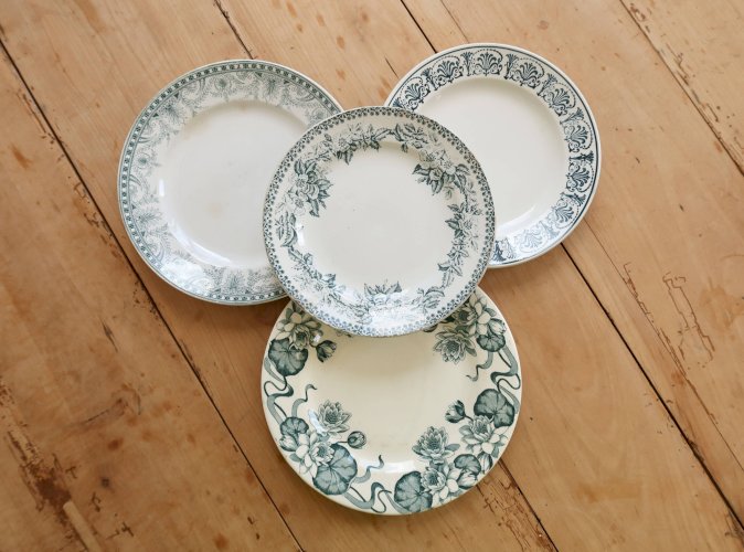 Assiettes à dessert vintage dépareillées terre de fer - Tons verts