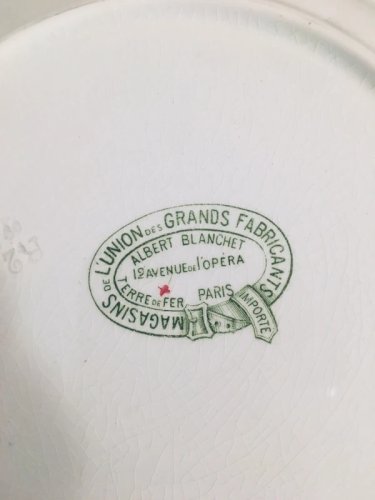 Assiettes anciennes Art Nouveau