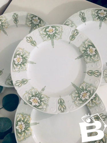 Assiettes anciennes Art Nouveau
