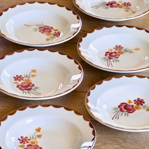 Assiettes anciennes de 1920 Choisy-le-Roi Creil & Montereau Huguette