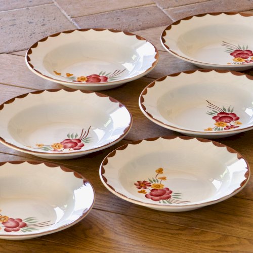 Assiettes anciennes de 1920 Choisy-le-Roi Creil & Montereau Huguette