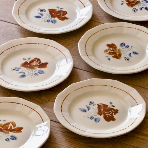 Assiettes anciennes XIXe signées Sarreguemines