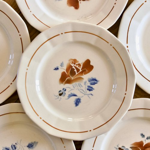 Assiettes anciennes XIXe signées Sarreguemines