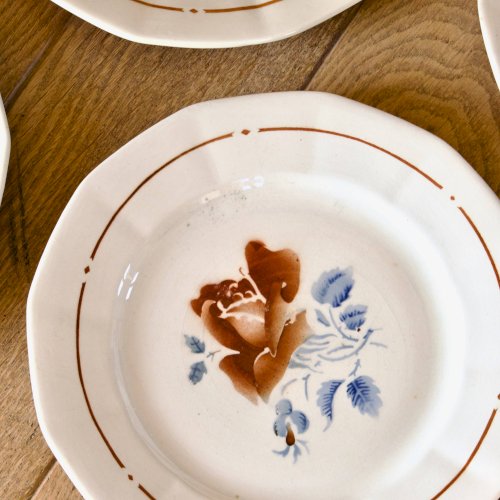 Assiettes anciennes XIXe signées Sarreguemines