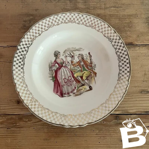 Assiettes creuses anciennes