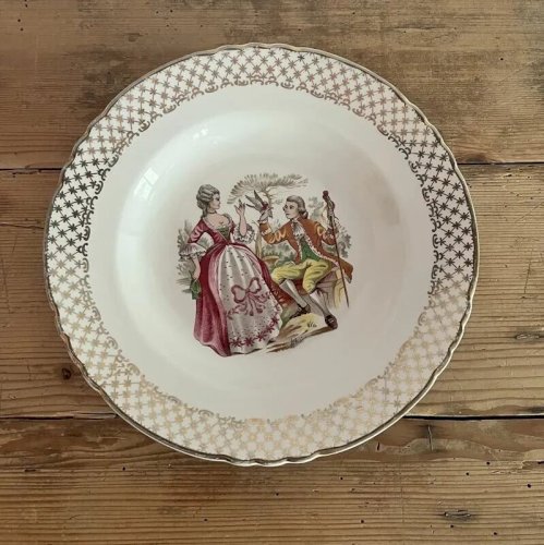 Assiettes creuses anciennes