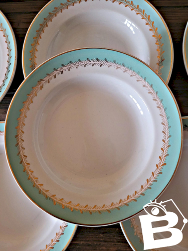 Assiettes creuses Lunéville Pierrefonds, dorure et feuillage doré