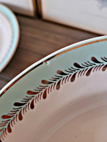 Assiettes creuses Lunéville Pierrefonds, dorure et feuillage doré