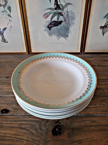 Assiettes creuses Lunéville Pierrefonds, dorure et feuillage doré