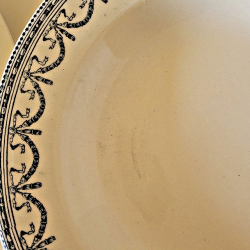 Assiettes creuses Salins R&A terre de fer modèle Guirlandes Louis XVI