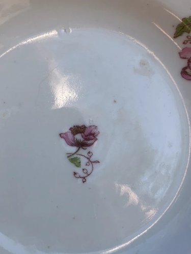 Assiettes creuses vintage en porcelaine motifs fleurs roses