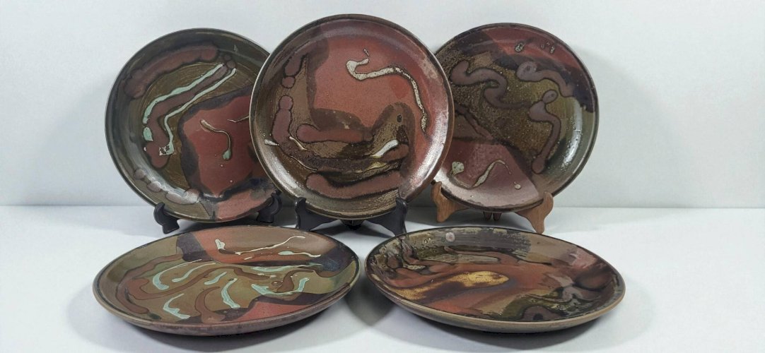 Assiettes en Grès par Francisco Pereira, Puisaye