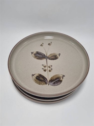 Assiettes en grès