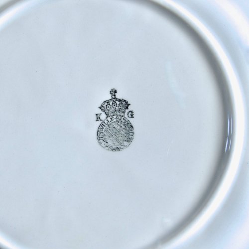 Assiettes KG Lunéville Badonviller en barbotine fruits, 1922