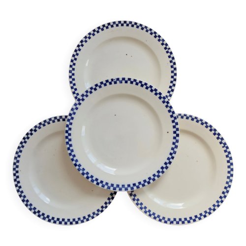 Assiettes plates anciennes en terre de fer Salins – Modèle Damier