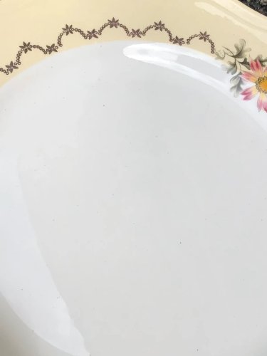 Assiettes plates anciennes L Amandinoise