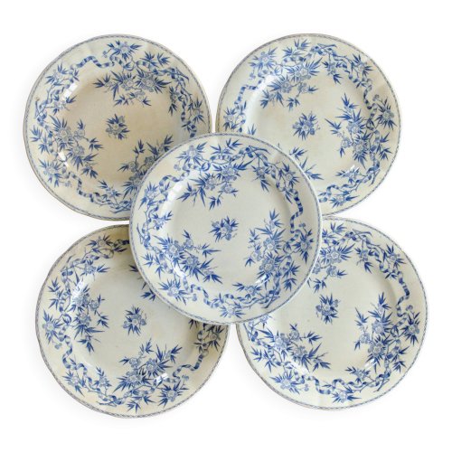 Assiettes plates en terre de fer Sarreguemines Epine, XIXe
