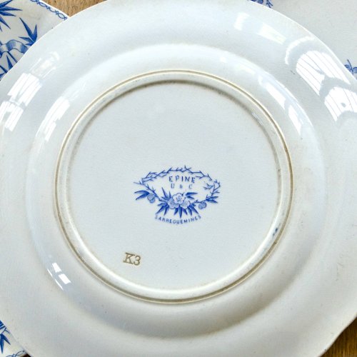 Assiettes plates en terre de fer Sarreguemines Epine, XIXe