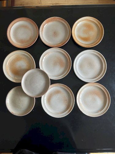 Assiettes plates Grés du Marais