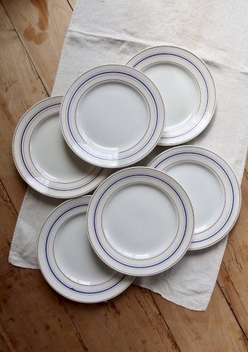 Assiettes plates vintage Céranord Saint-Amand rayures rouge, bleu et jaune