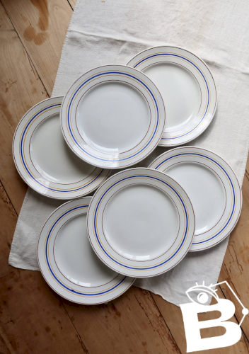 Assiettes plates vintage Céranord Saint-Amand rayures rouge, bleu et jaune
