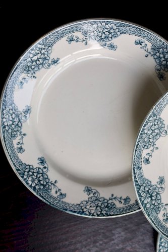 Assiettes plates vintage faïence Saint Amand Nouvelle Usine Céramique du No