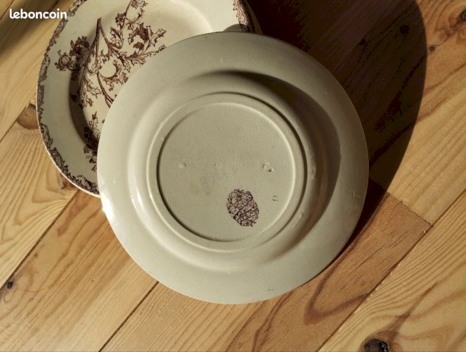 assiettes terre de fer