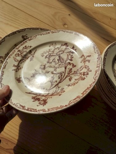 assiettes terre de fer