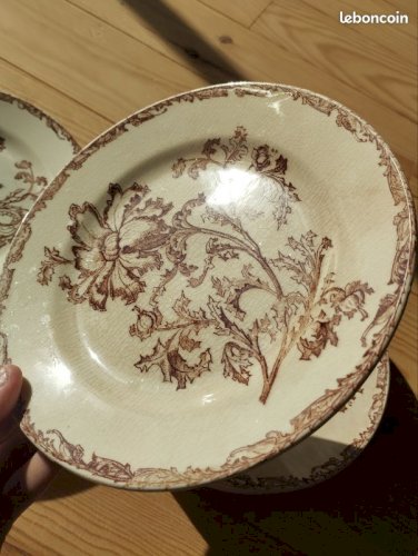 assiettes terre de fer