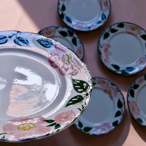 Assiettes Villeroy & Boch collection Wildrose peintes à la main