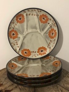 Assiettes vintage motifs fleurs oranges