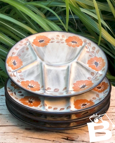 Assiettes vintage motifs fleurs oranges