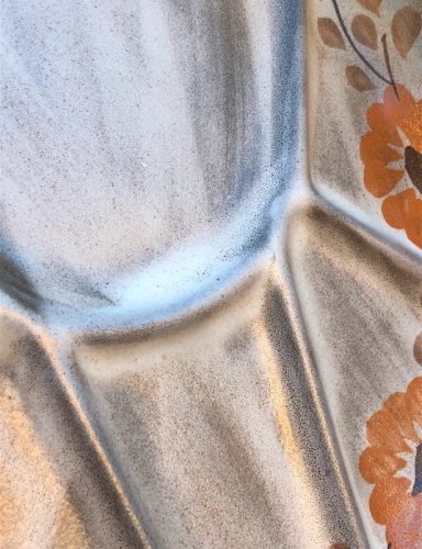 Assiettes vintage motifs fleurs oranges