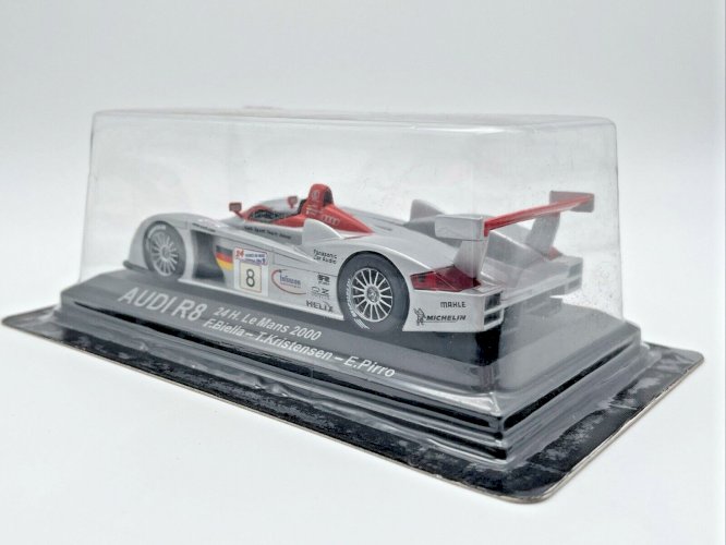 Audi R8 (2000) 24Heures du Mans