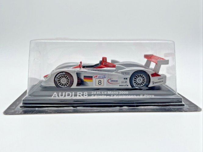Audi R8 (2000) 24Heures du Mans