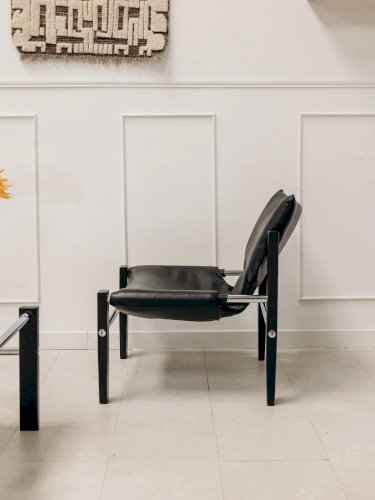 Auguste, l'ensemble de fauteuils et table basse Arkana N°6