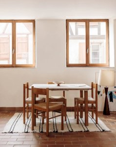 Auguste, table and chairs set No. 1