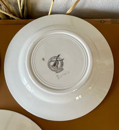 Authenticité - Lot n° 1 - 4 assiettes à dessert Canada - Moulin des Loups - Hamage - Orchies 