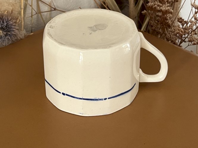 Authenticité - Tasse à café/thé  Fleurs bleues/orange - 9,5 cm - Badonviller 