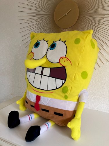 AV7⚜️ Très Grande Peluche Doudou Bob L'éponge Hauteur 60 Cm Assis